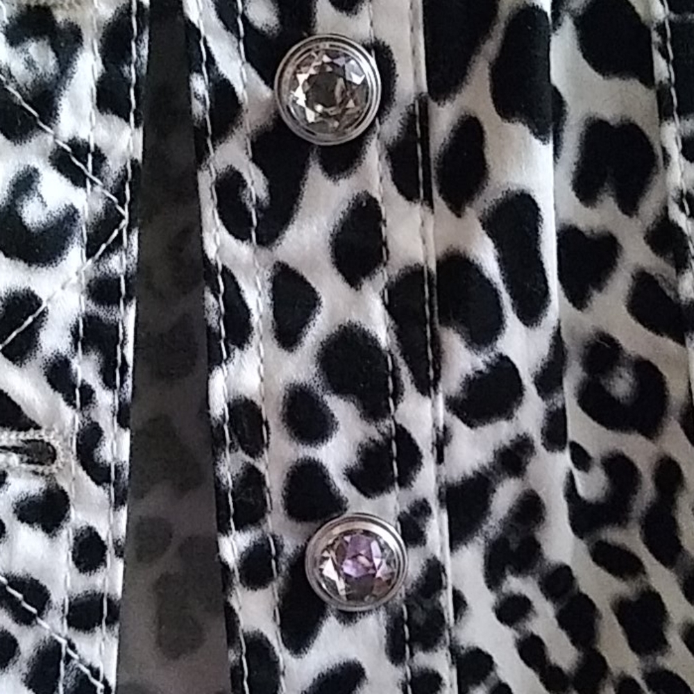 Button up jacket - Picture 2 of 2